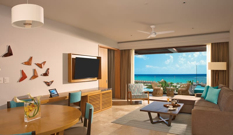 DREAMS PLAYA MUJERES PREFERRED CLUB FAMILY SUITE OCEAN VIEW LIVING AREA